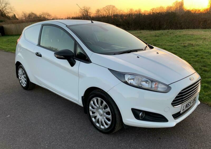 Ford fiesta van