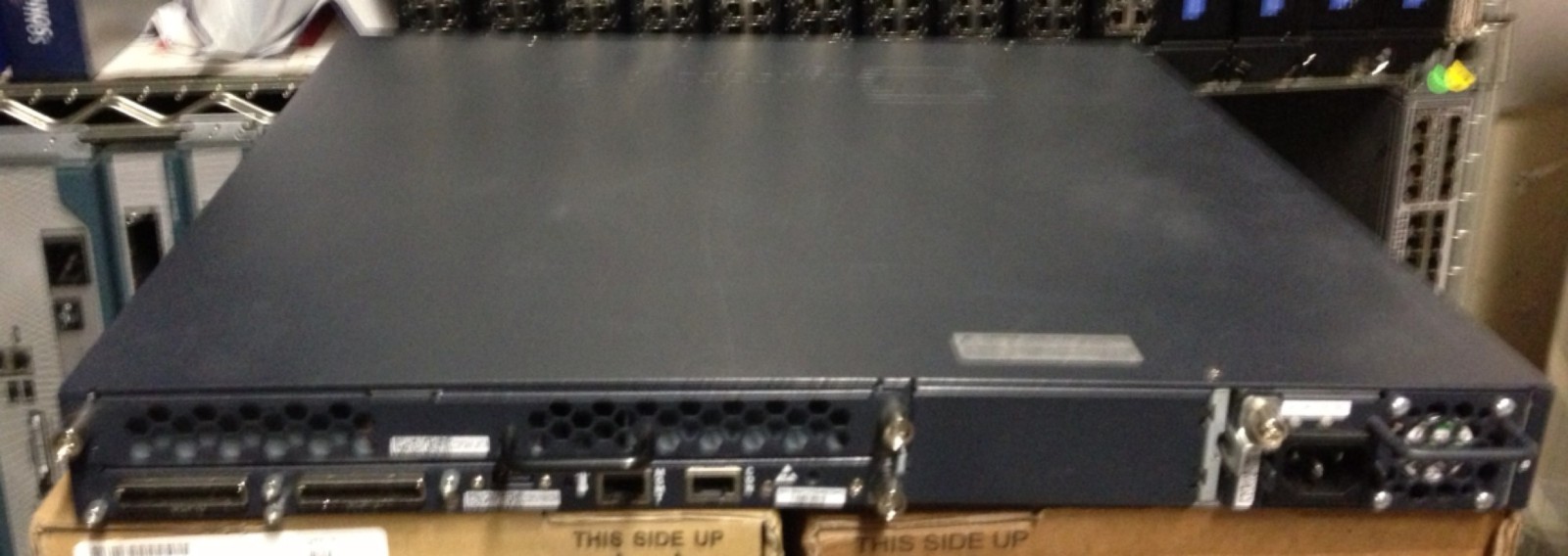 Juniper Networks EX4200-24T 24-port 10/100/1000BASE-T 8 PoE Switch + AC PSU