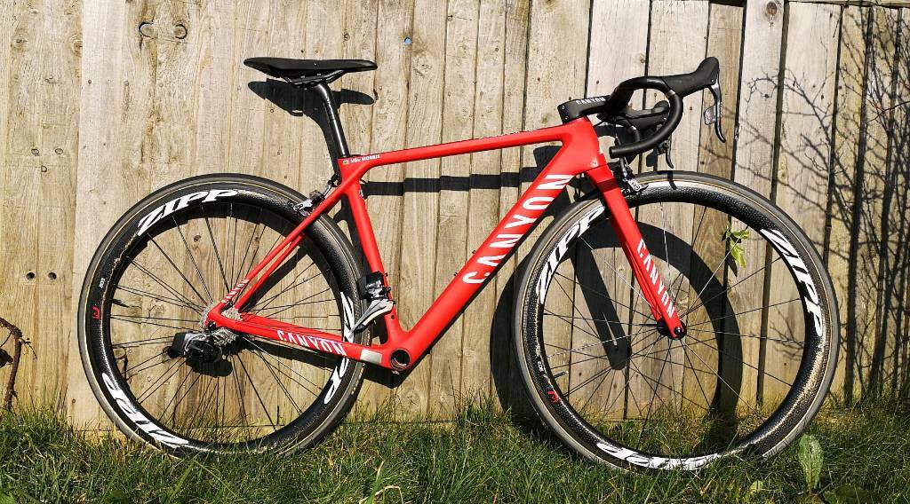 canyon carbon road bike