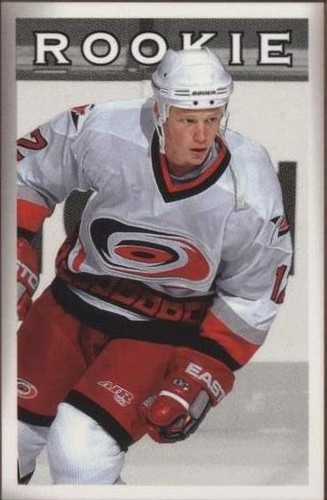 2003-04 Upper Deck Bee Hive - Eric Staal #204