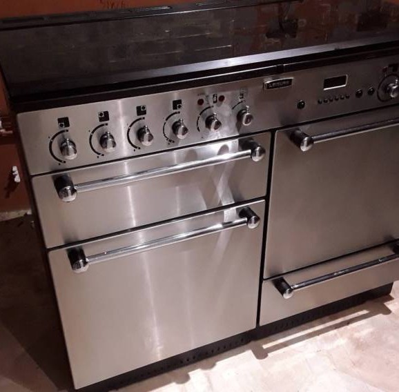 Leisure Rangemaster 110 gas range cooker stainless steel in