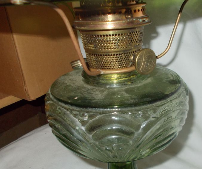 Kerosene Oil Original Aladdin Lamp Washington Drape Green