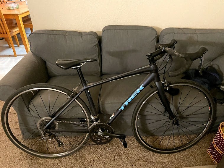 lightly used) Trek Domane AL 2, frame size 52 with bontrager