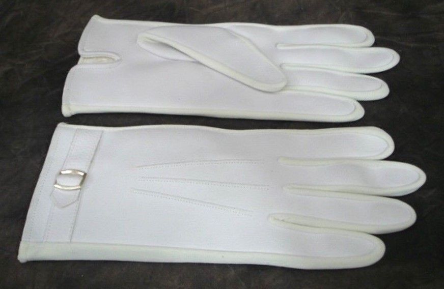 Max Mayers White Wrist Length Womens Gloves Japan Never Worn Vinyl '60's Vintage