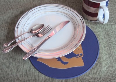 Golden Retriever Lavender Silicone Kitchen Hot Pad, Table Trivet, Table Placemat