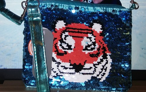 Adorable Tiger Sequin Bag Removable Handles So Cute!