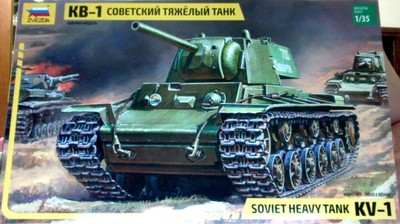 q Zvezda 3539 KV-1 Soviet Heavy Tank Scala 1/35