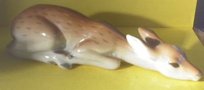 LOMONOSOV  FAWN DEER LYING DOWN EXCELLENT (X3)
