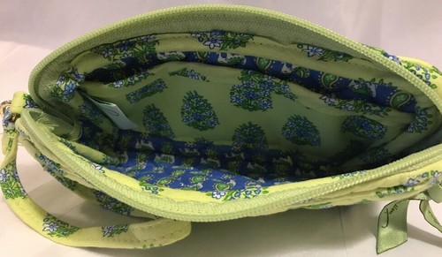 Vera Bradley Retired Rare Citrus Wristlet Limited Edition Fabric