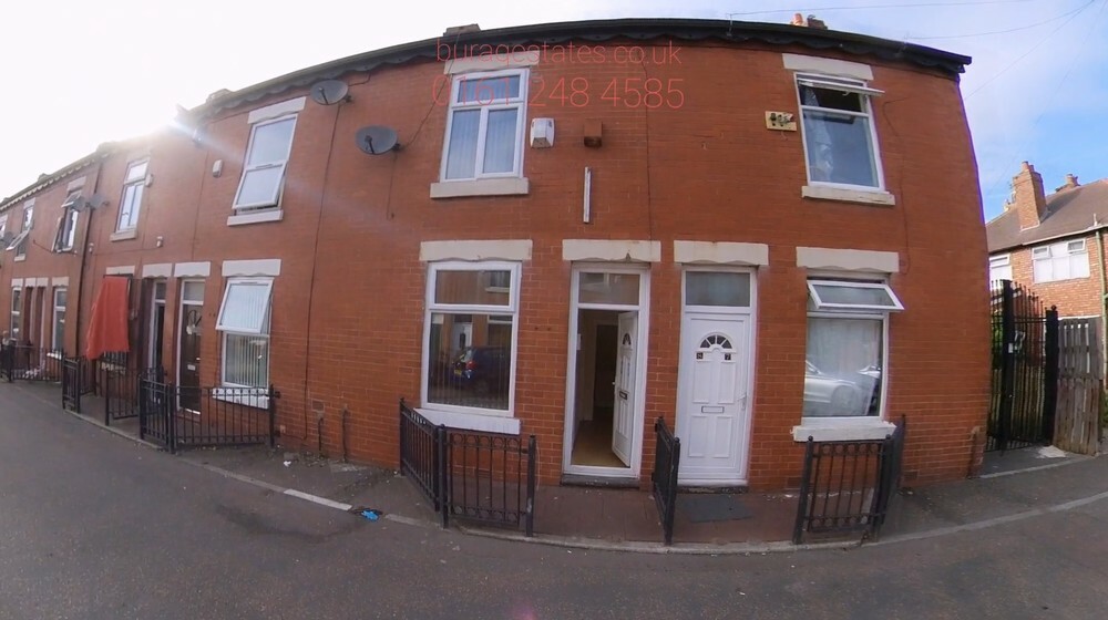 3 bedroom house in Stainer street, 2 Bed, Longsight, Manchester in