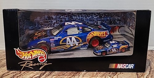 Hot Wheels Racing Nascar Special 2 Car Pk #44 Kyle Petty 1