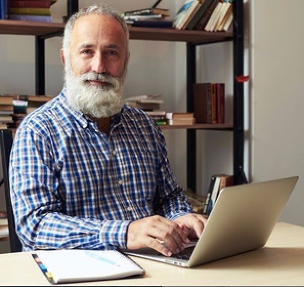 Expert writers services image