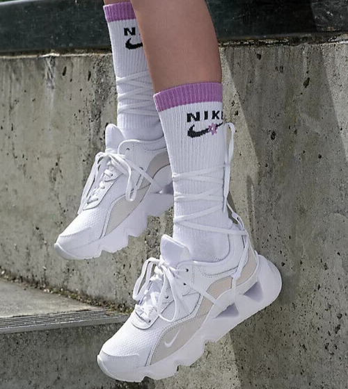 New Nike Women's RYZ 365 2 Shoes Sneakers White CU4874-100A4 New Nike Women's RYZ 365 2 Shoes Sneakers White CU4874-100A4