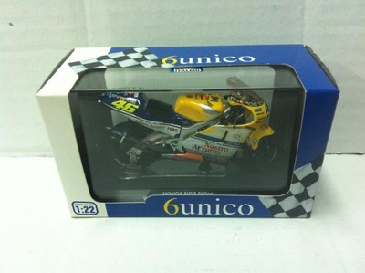 Protar Italeri 1/22 Moto GP HONDA NSR 500cc. V. ROSSI World Champion 2001 MIB