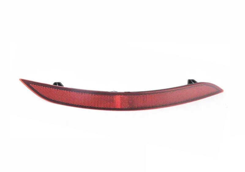 AUDI A3 S3 2017- S-LINE GENUINE REAR BUMPER REFLECTOR RIGHT O/S 8V5945106D