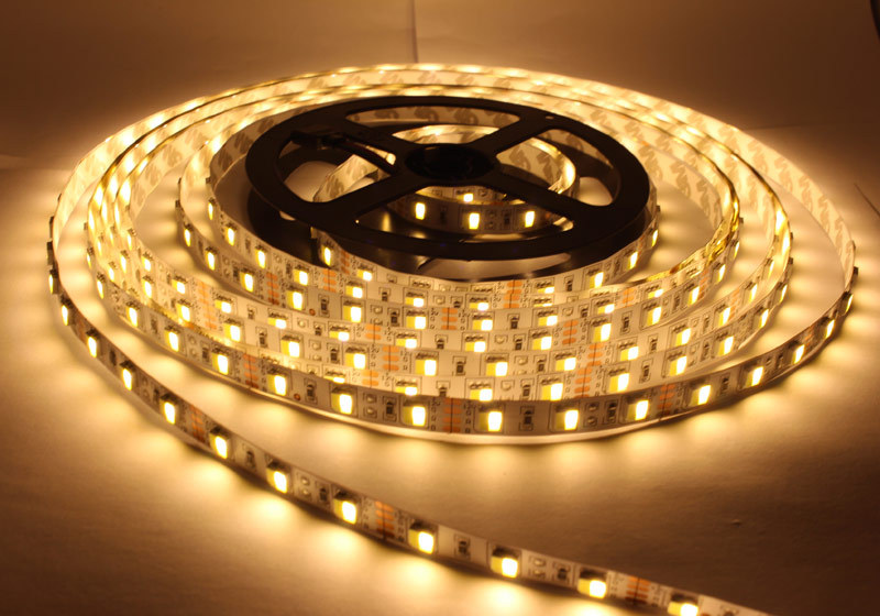 Striscia Led Colore Bianco Giallo 5 Metri 300 Smd 5050 Bobina Strip Adesiva hsb