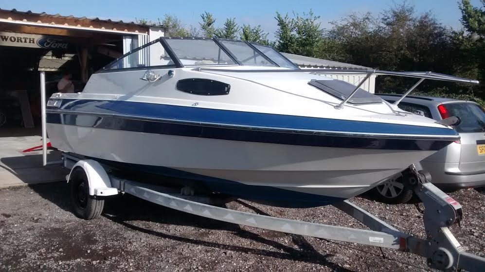 SUNBIRD 188 CUDDY CABIN SPEEDBOAT WITH INBOARD OMC ENGINE ...