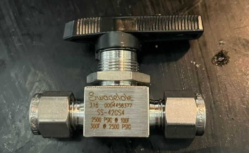 SWAGELOK SS-42GS4 Stainless Steel 40G Series Ball Valve, 0.6 Cv, 1/4 in.