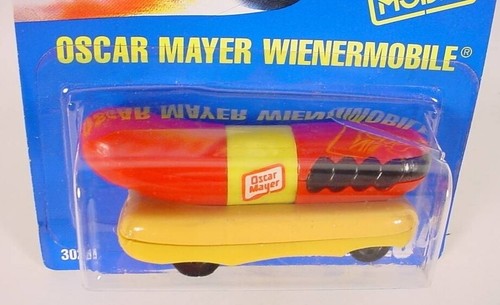 HOT WHEELS BLUE CARD COLLECTOR # 204 OSCAR MAYER WIENERMOBILE W/ BBW