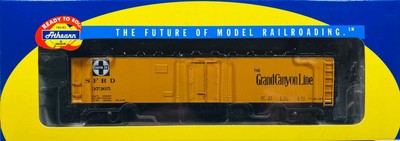 Athearn HO 50' Ice Bunker Reefer Car - '' A.T.S.F. Grand Canyon '' - Metal Wheels