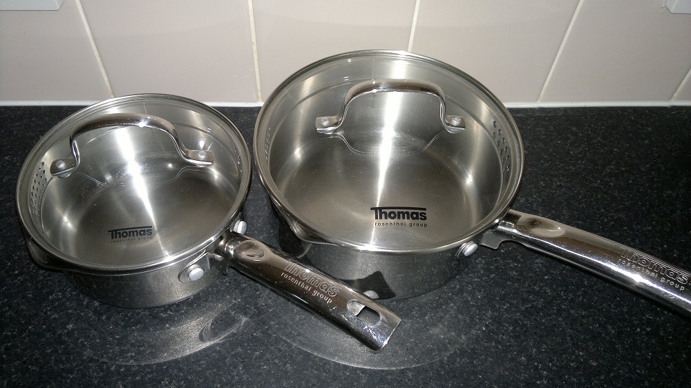 Thomas Cook & Pour 16cm , 20cm Saucepans with Glass Lid in