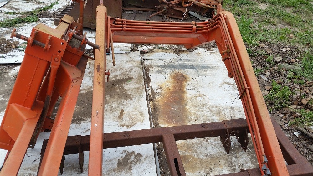 Bush Hog Hydraulic Loader for Allis Chalmers D17 Farm Tractor