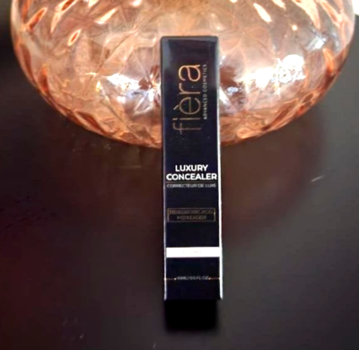 FIERA CELESTE Luxury Concealer Hyaluronic Acid Collagen LIGHT GIFT