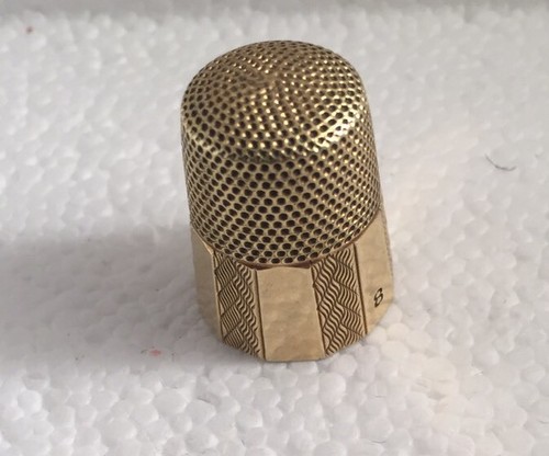 Simple Gold 14 Karat Yellow Size 8 Design 4.8 Grams