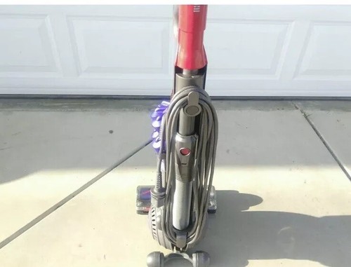 DYSON DC50 Compact Animal Vacuum Working