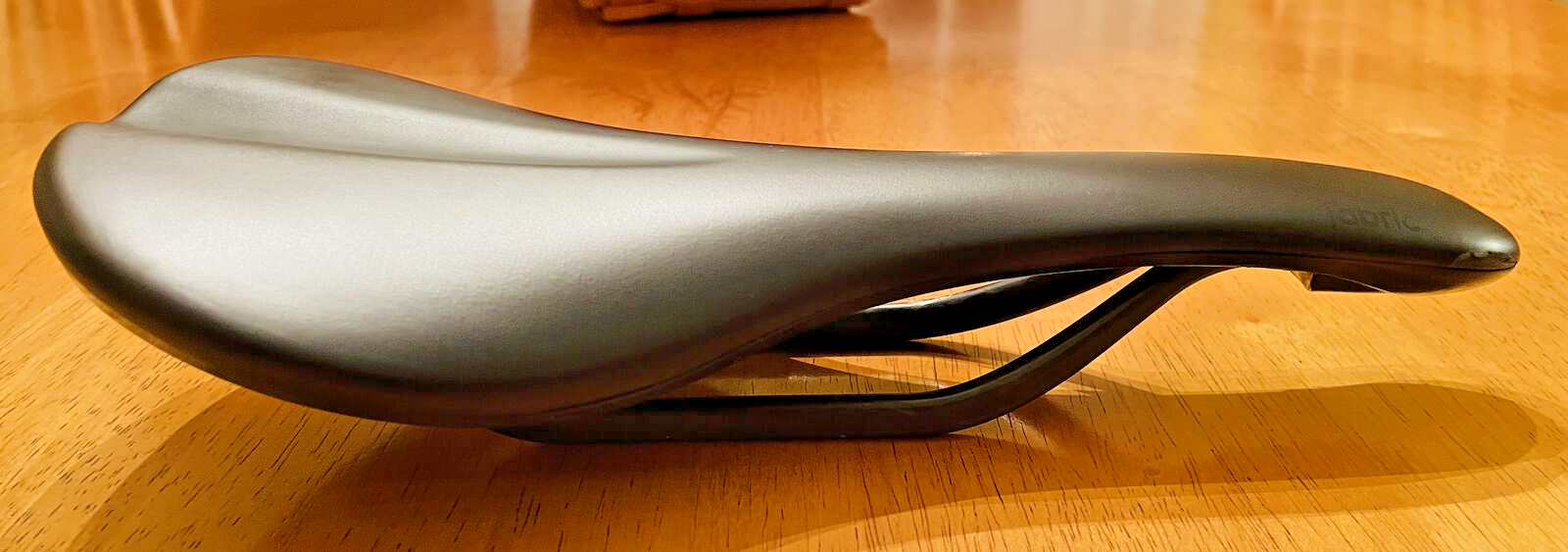 Fabric Scoop Pro Flat 142mm Carbon Rail Bike Saddle | eBay Fabric Scoop Pro Flat 142mm Carbon Rail Bike Saddle | eBay