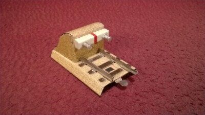 HO MARKLIN M-TRACK BUMPER SECTION