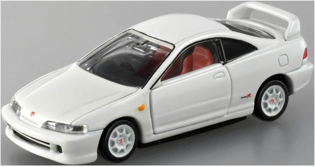 TOMICA PREMIUM #02 Honda (Acura) Integra Type R 1/62