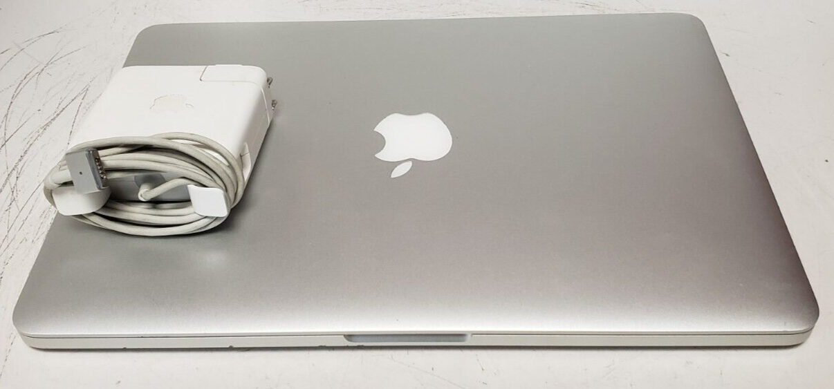USED Apple MacBook Pro 15 USED Apple MacBook Pro 15