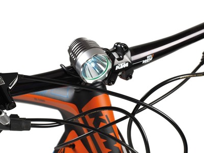 Fanale anteriore led bianco 1000 lumen