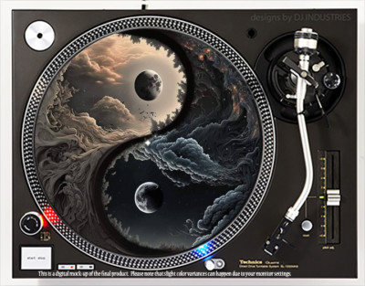 Ying Yang Cloudy Moon - 7''-12'' DJ slipmat for LP turntable record player