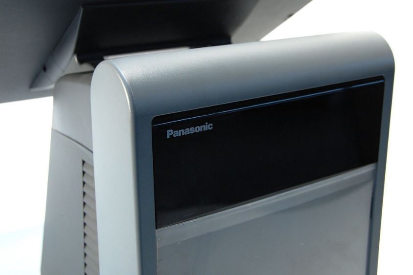 Panasonic POS Workstation JS-950WS Touchscreen With Card Swipe *XP / 160GB*