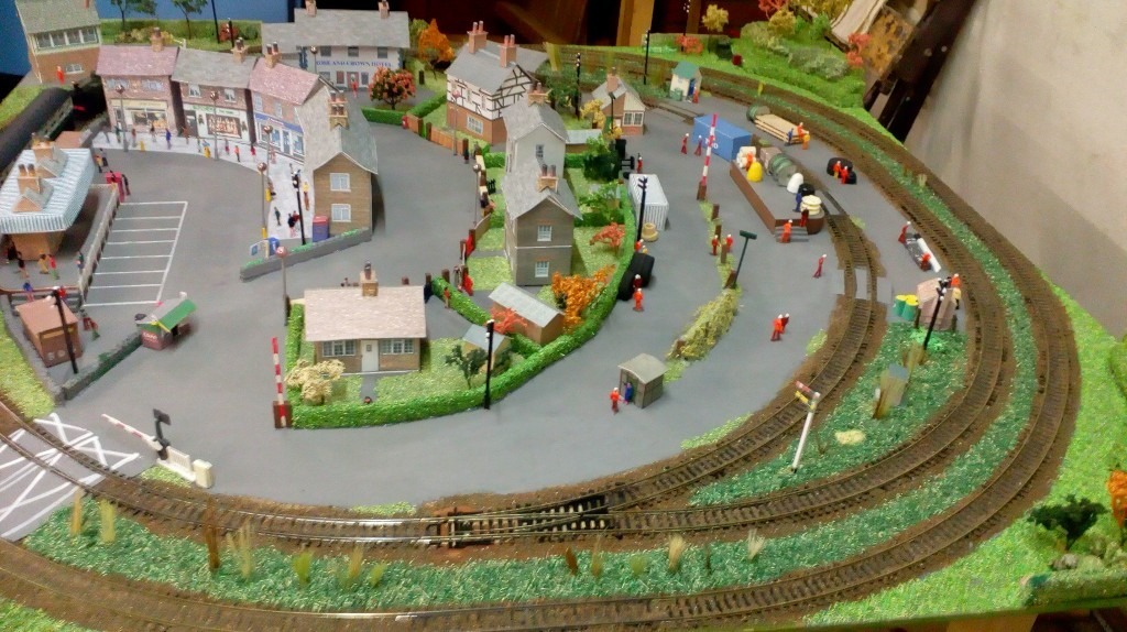 00 gauge model railway layout in Gainsborough, Lincolnshire Gumtree