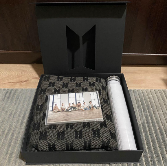 BTS MERCH BOX #1 抜けなし BTS MERCH BOX #1 💜🎧💜 #bts #btsarmy #unboxing #satisfying