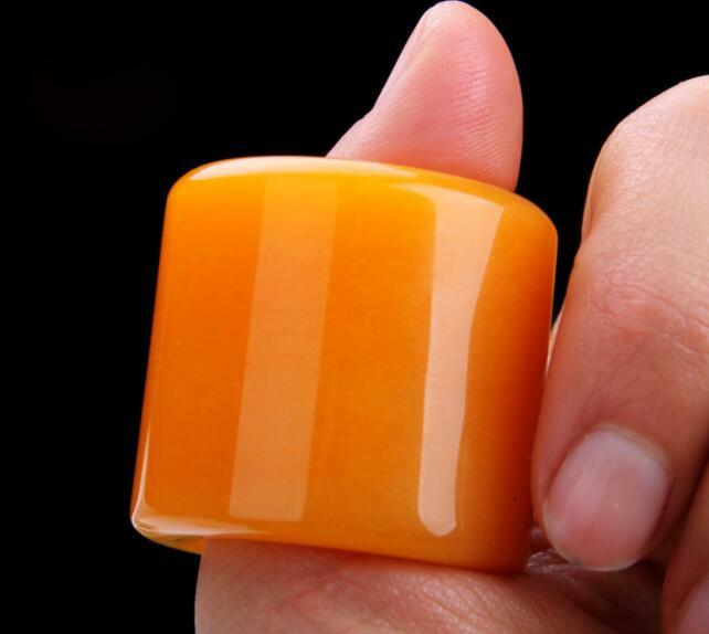 Natural Jade Xinjang Chicken Oil Topaz Beeswax Quartzite Jade