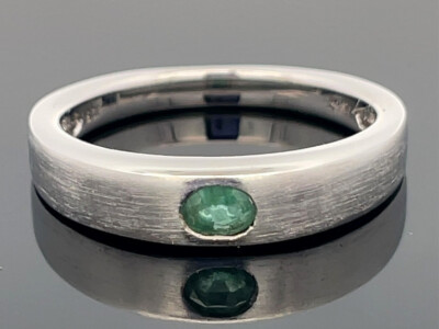 SCHMUCKJAGD RING GR.17 (CA.53) AUS 925/-SILBER RHODINIERT MIT SMARAGD SILBERZEIT