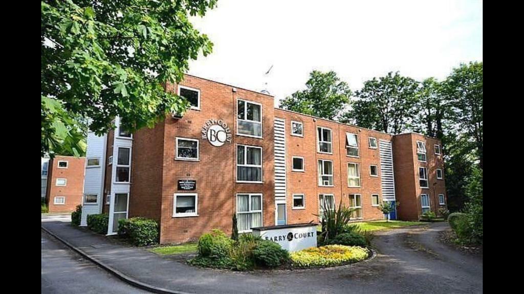 Studio Flat Barry Court Palatine Road Withington/West Didsbury