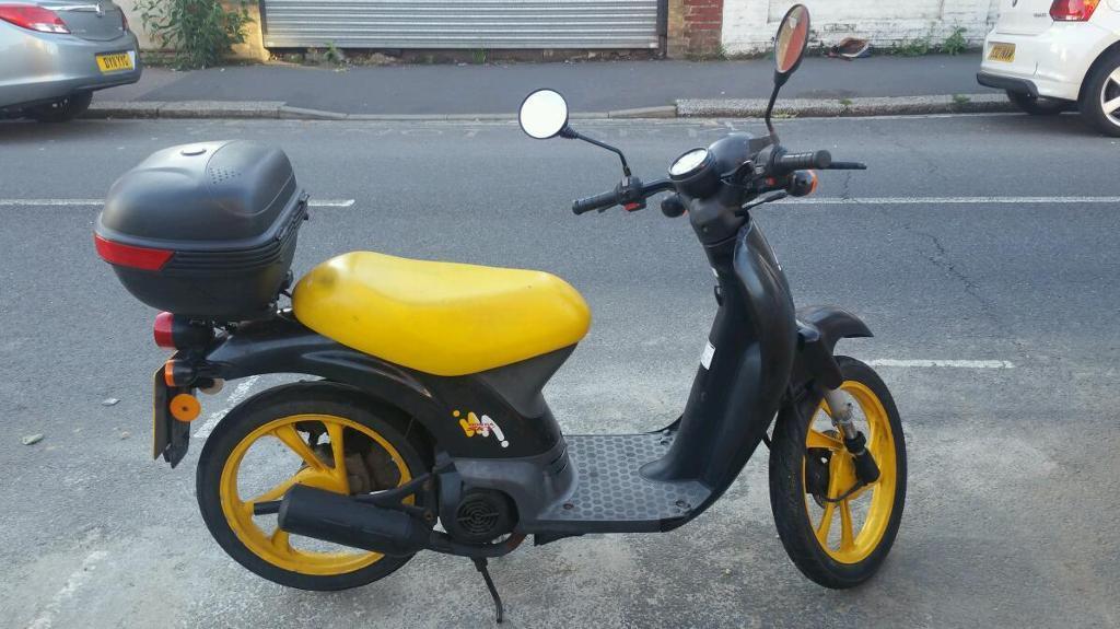  Honda  sky  sgx 50 scooter  in Walthamstow London Gumtree