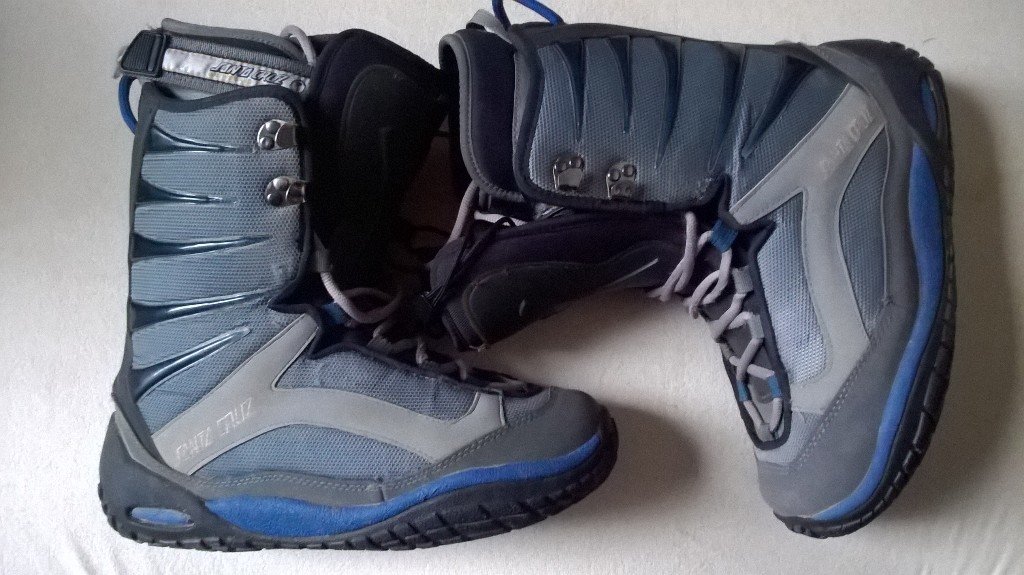 santa cruz snowboard boots uk9 in Frome, Somerset Gumtree