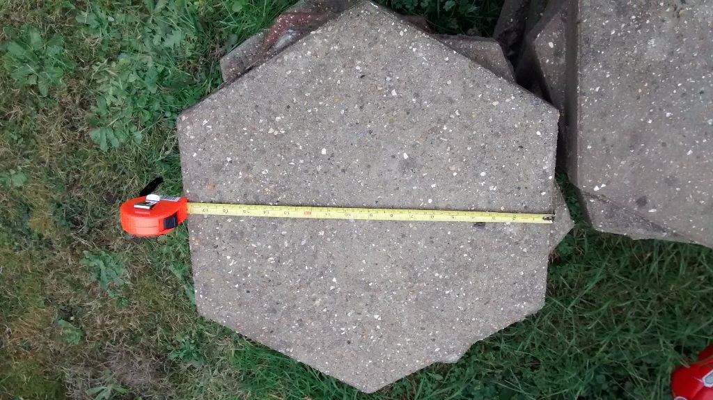 Hexagon paving slabs red grey 18 inches Collect only in