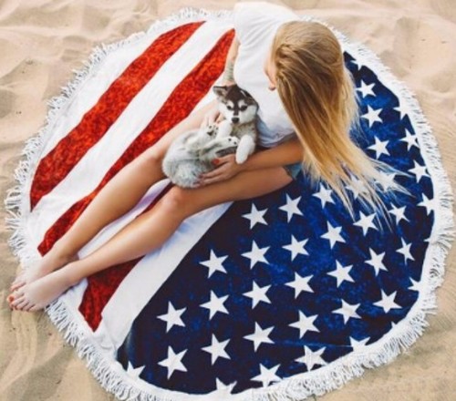 Large Round Microfiber Beach Towel Blanket Tassels Pink & Blue Feather Print