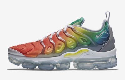 Nike Air Vapormax Plus Rainbow size 13. Multi-Color White. 924453-103. 95 97.