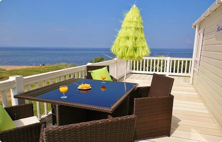 Craig Tara Caravan Lodge to rent Beach Front Dogs Caravan to hire Ayrshire in Ayr