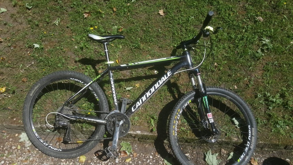 cannondale 26 inch bike