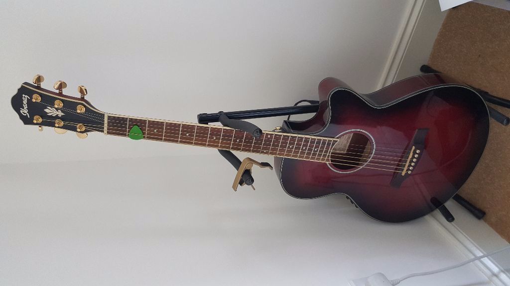 Ibanez aeg24II slim electroacoustic guitar with tuner, preamp & pickup