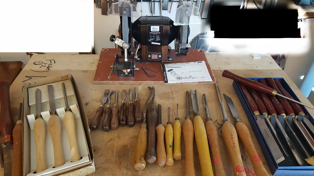 WOOD TURNING CHISELS AND DELUXE SHARPENING SYSTEM in Ipswich, Suffolk